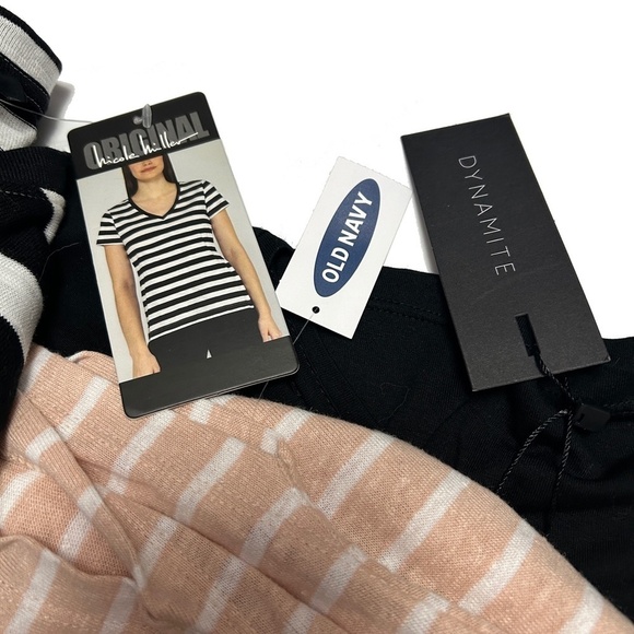 Lot 3 Tops Tanks Shirts Old Navy Nicole Miller Dynamite Black Blush White NWT - Picture 11 of 13